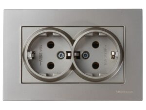 Розетка 2-ая (скрытая