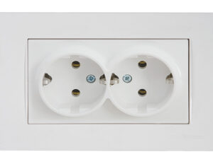 Розетка 2-ая (скрытая