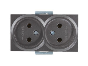 Розетка 2-ая (скрытая